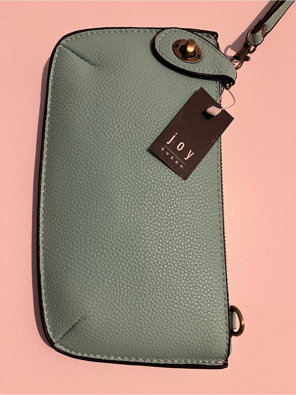Joy Susan Mint Green Pebbled Wristlet - Picture 2 of 6
